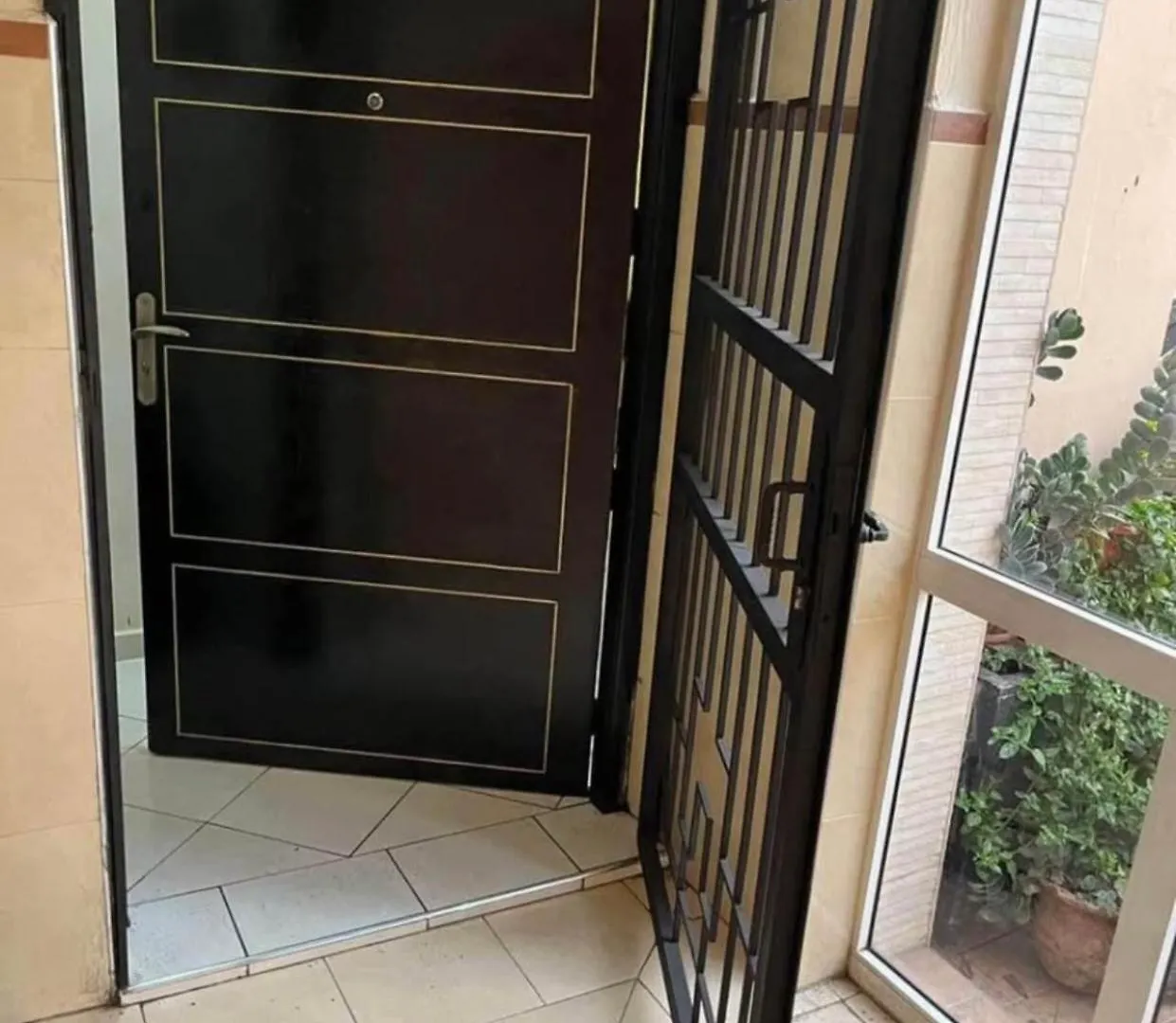 City Center Air-Conditioned Studio Well Equipped With 5G Wifi And Smart Tv Agadir Apartment